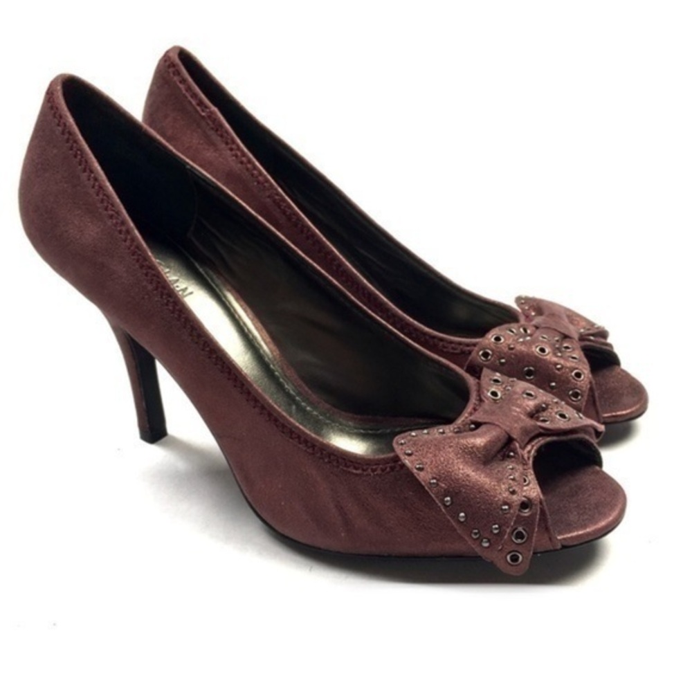 Parisian Kennedy Studded Bow Peep Toe Heels‎